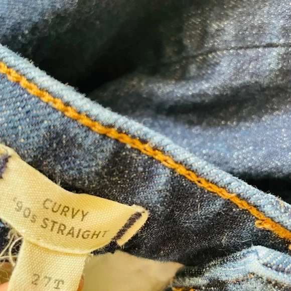 Madewell SIZE 27 TALL CURVY 90s straight high rise jeans in Norman Wash